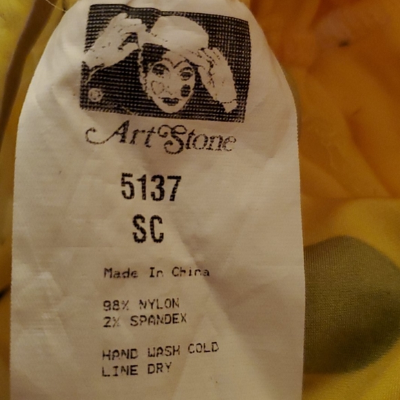 Small Child Art Stone Yellow Polka Dot Toddler 👧 Dress - Picture 3 of 3